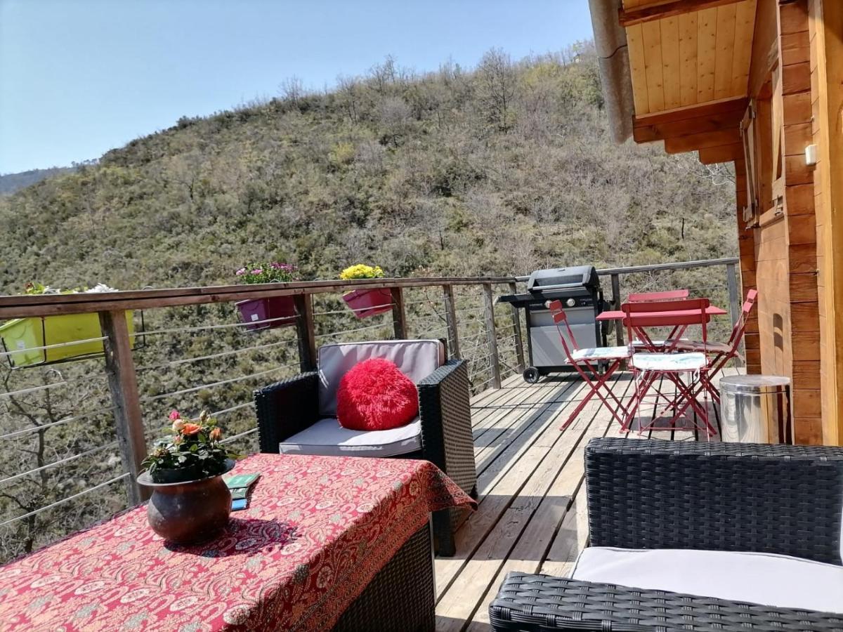 Sur Pilotis Avec Piscine Privee Chalé
