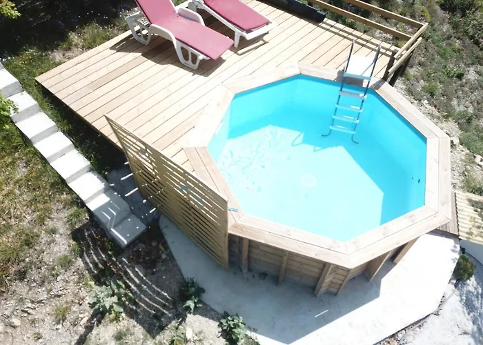 Chalet Sur Pilotis Avec Piscine Privee