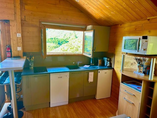 Chalet Sur Pilotis Avec Piscine Privee